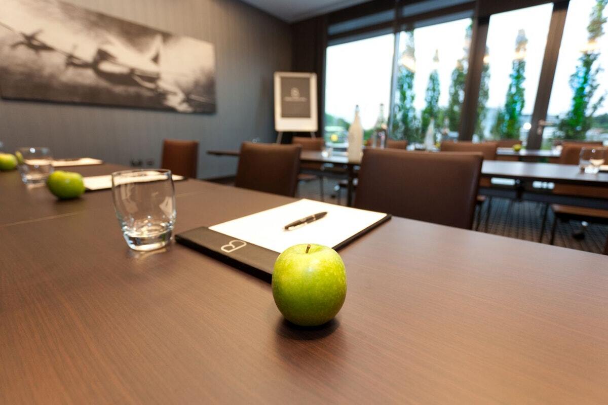 力推布鲁克兰酒店&Spa 威布里治 商务 照片